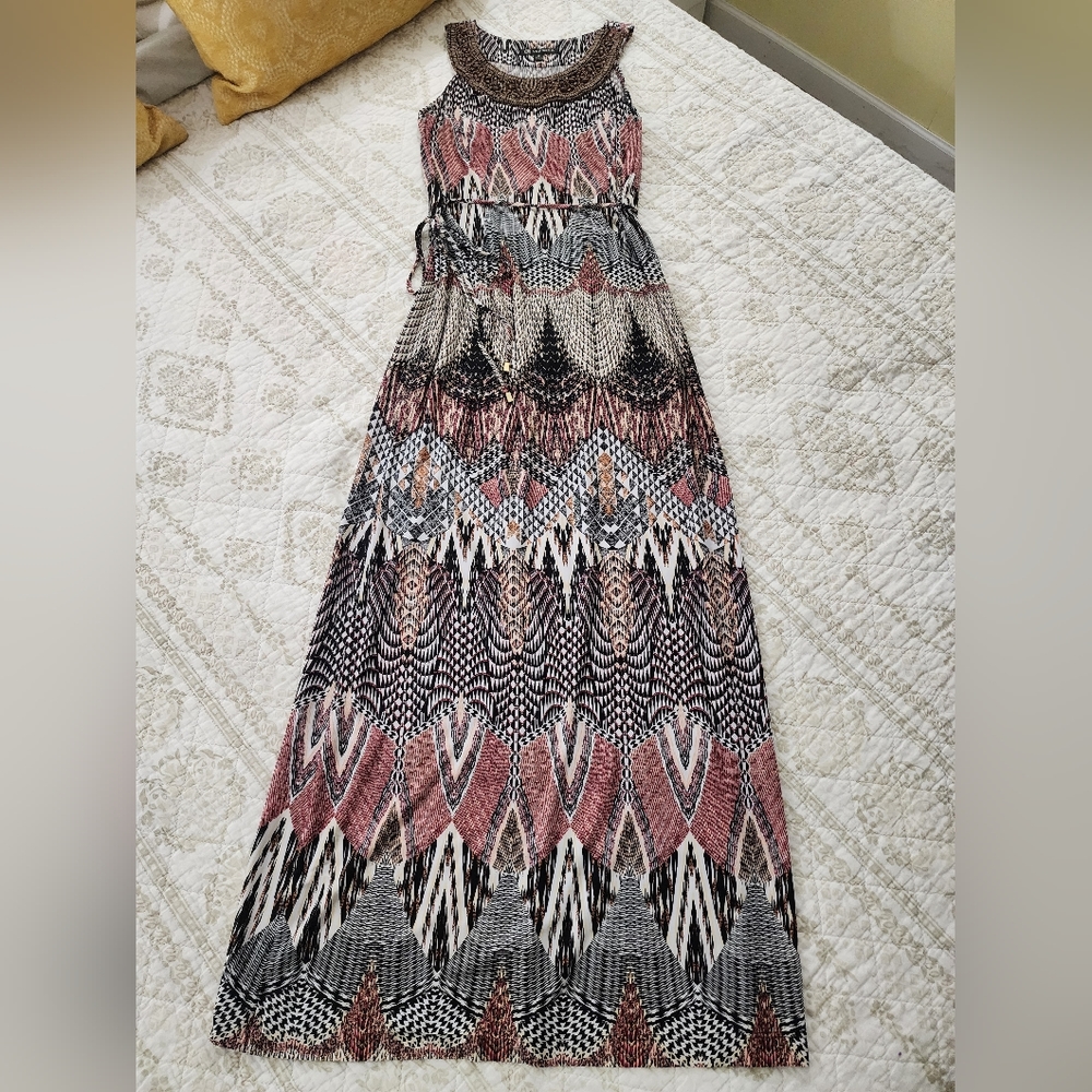 Versona Maxi Dress